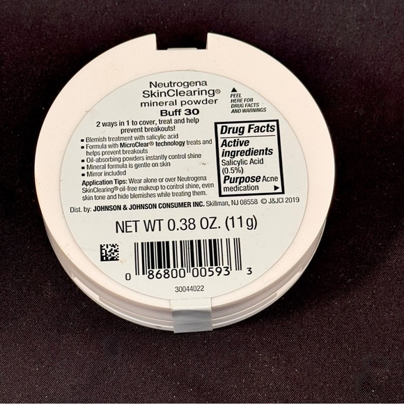 Neutrogena SkinClearing Mineral Powder - Buff (Beige) - Picture 4 of 5